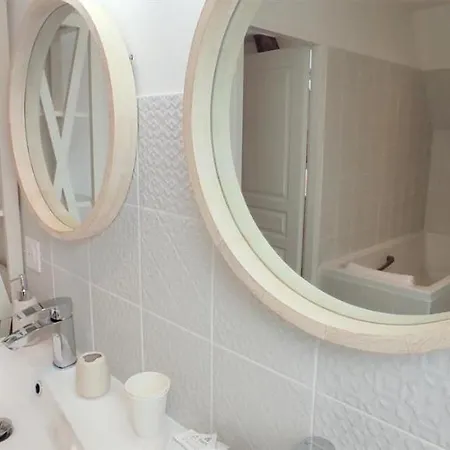 Au Fil De L'eau Alojamento de Acomodação e Pequeno-almoço Milly-sur-Thérain